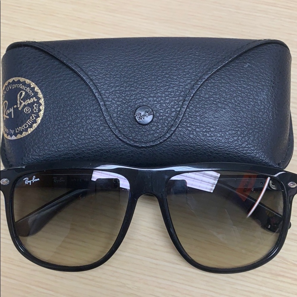 Ray-Ban RB4147 Boyfriend Sunglasses